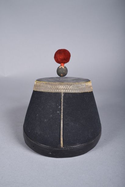 Shako d’officier d’infanterie mod 1874. Fût...