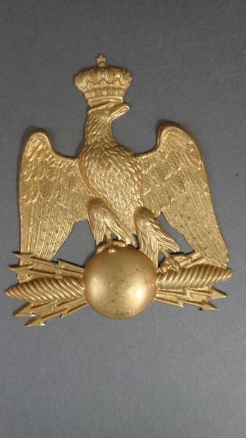 Lot de deux refrappes anciennes à l’aigle....