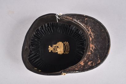 Képi de capitaine du 84e régiment d'artillerie...