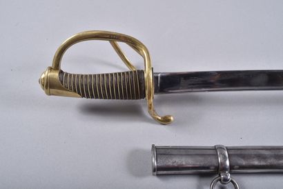 Sabre de cavalerie légère modèle 1816.
Monture...
