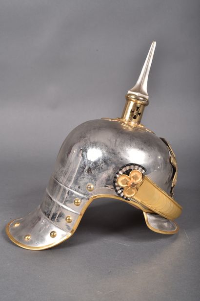 Casque à pointe d'officier du 1er Cuirassier,...