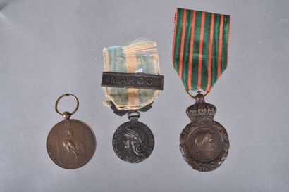 FRANCE. Lot composé de trois médailles dont:...