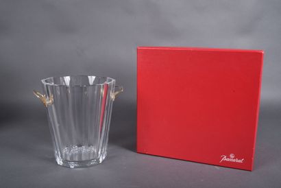 BACCARAT. Flat-rimmed crystal champagne bucket...