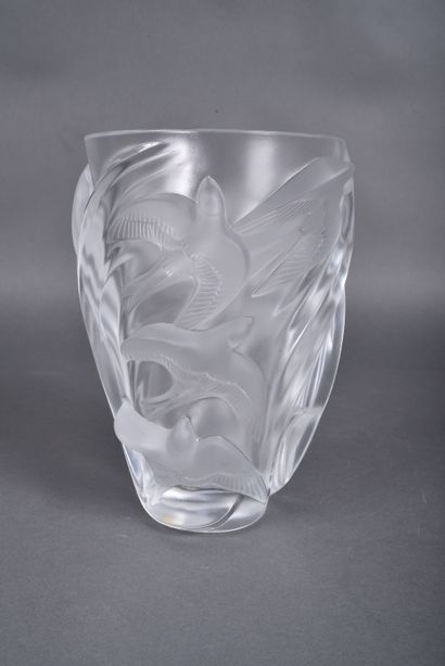 LALIQUE France. Satin-finish molded pressed...