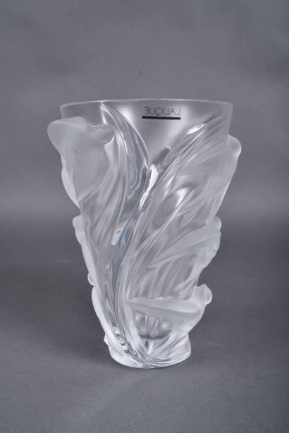 LALIQUE France. Satin-finish molded pressed...