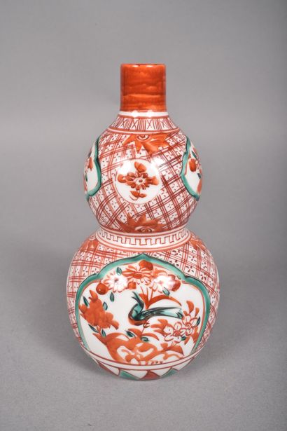 Japan, 20th century
Two small polychrome...