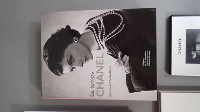 CHANEL. Lot including: 
- Edmonde CHARLES-ROUX....