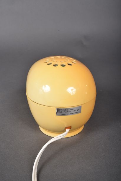 TIMCO. Alarm lamp in yellowed plastic, with...