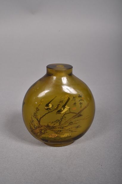 China, 20th century
Large ochre translucent...