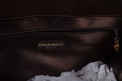 CHANEL 
Brown caviar leather bag, front patch...
