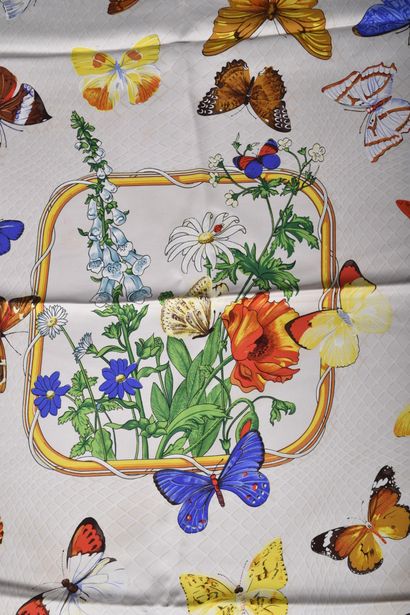 HERMES. Silk twill 