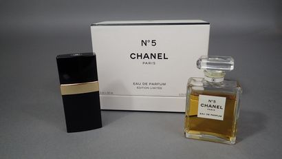 CHANEL. 