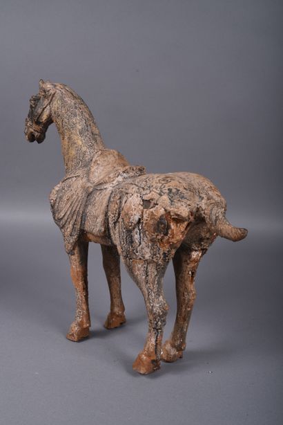 Pair of Tang-style horses in terracotta,...