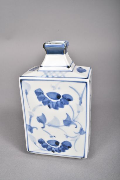 Japan, early to mid 20th century
Set of four...