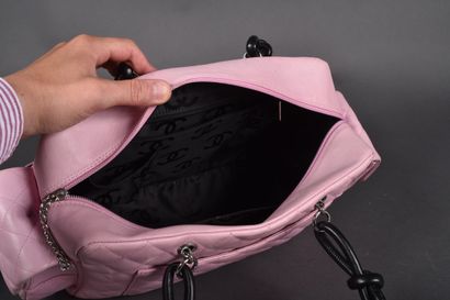 CHANEL
Pink quilted leather ReporterCambon...