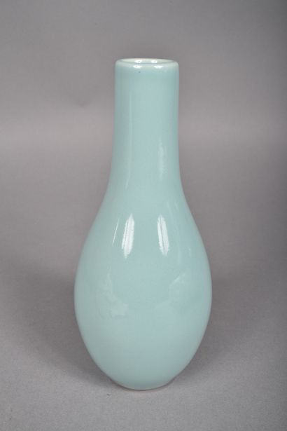 Morino Kako (1899-1987) 
Porcelain vase with...