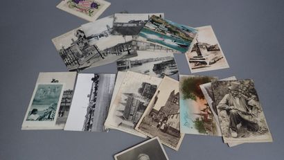Lot de cartes postales CPA, CPSM et CPM de...