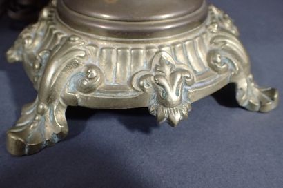 Paire de vases en porcelaine de Satsuma montés...