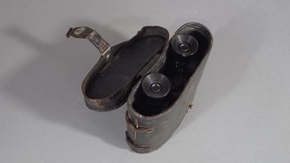 Paire de jumelles, Etablissement AFSA Paris,...