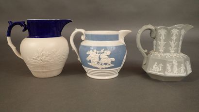 WEDGWOOD, dans le goût de. Ensemble comprenant...