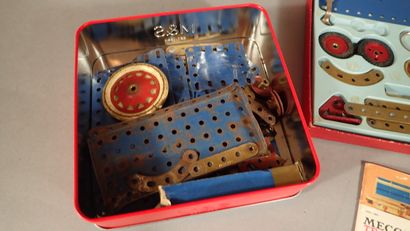 MECCANO France. Coffret n°3 Moulin à vent...