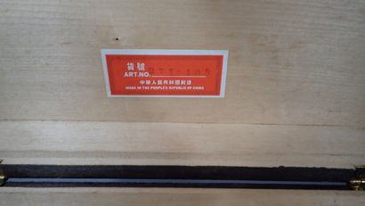 Ensemble de trois boîtes en résine et bois...