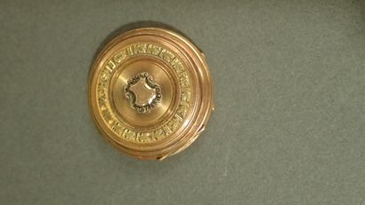 Montre de poche en or jaune 18K, cache-poussière...