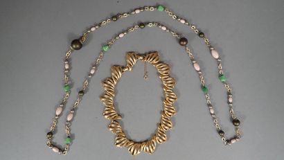 Fort lot de bijoux fantaisies comptre notamment...