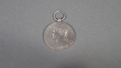 Médaille d'argent du Travail. Sans ruban....