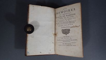 Lot de livres divers :
- 