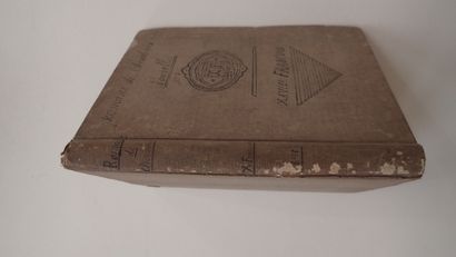 Lot de 2 ouvrages comprenant :
- Comte de...