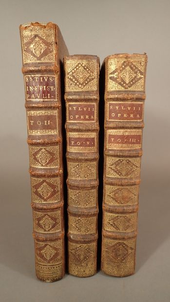 Lot de trois volumes plein-veau, dos à nerfs...