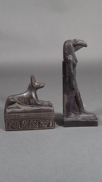 Ensemble de deux statuettes égyptiennes en...