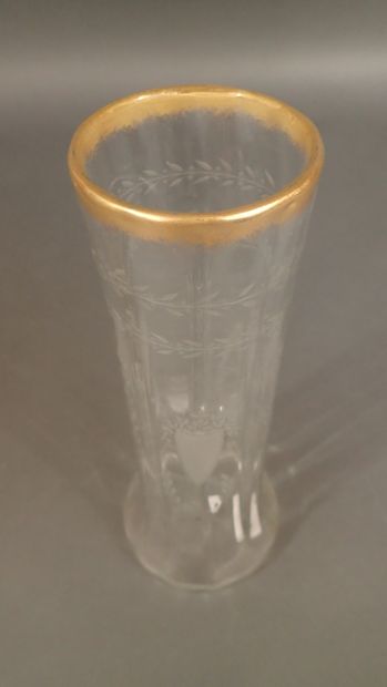 LEGRAS-MONTJOYE, attribué à. Grand vase en...