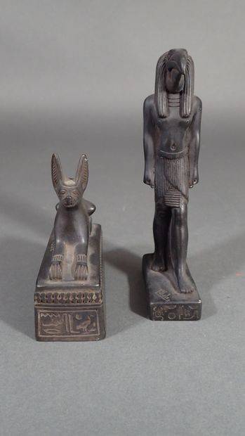 Ensemble de deux statuettes égyptiennes en...