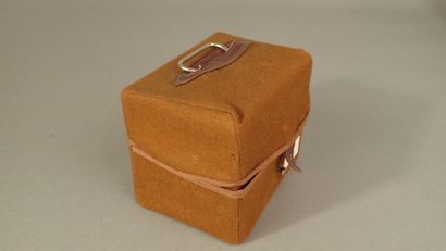 Coffret en acajou contenant un appareil d'induction...
