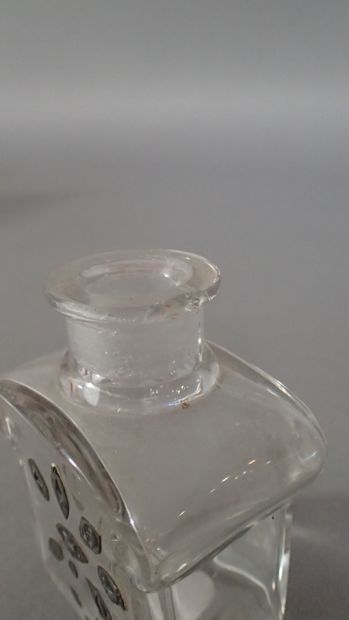 BACCARAT pour les parfums GUERLAIN. Flacon...
