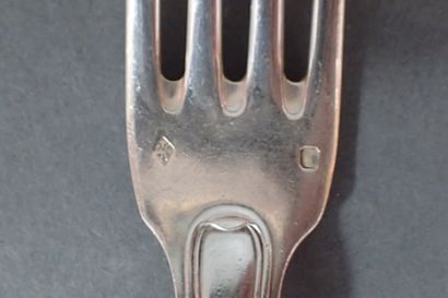 Partie de ménagère en argent, modèle filets...