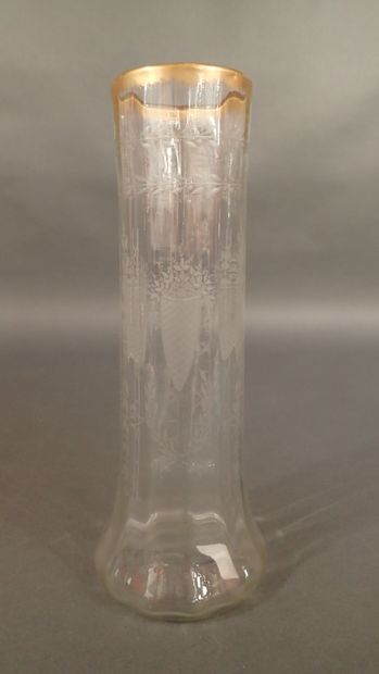 LEGRAS-MONTJOYE, attribué à. Grand vase en...
