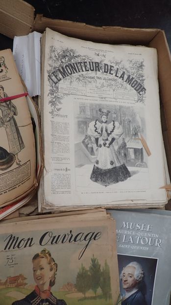 Fort lot de diverses revues : 