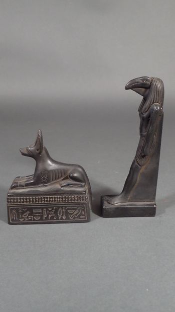 Ensemble de deux statuettes égyptiennes en...
