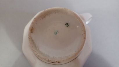 Service à café en porcelaine à décor imprimé...