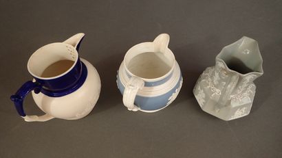 WEDGWOOD, dans le goût de. Ensemble comprenant...