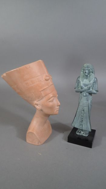 ATELIER DE MOULAGES DU MUSEE DU LOUVRE. Ensemble...