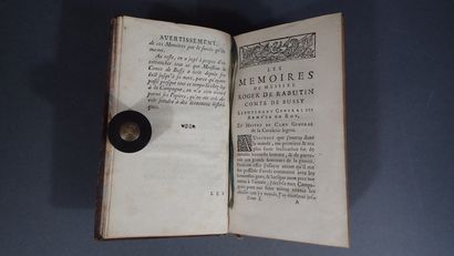 Lot de livres divers :
- 