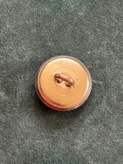 NOR. Bouton de gilet de l’équipage des Pierres...