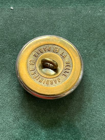 NIV. Bouton de tenue du rallye Montigny (1898-1902)Mr...
