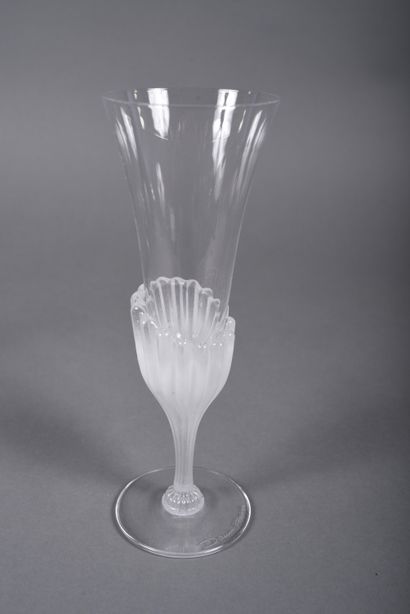 DAUM France. Crystal glass set comprising...