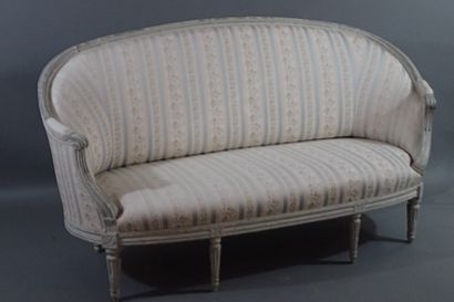 Grey reupholstered wood canapé corbeille...