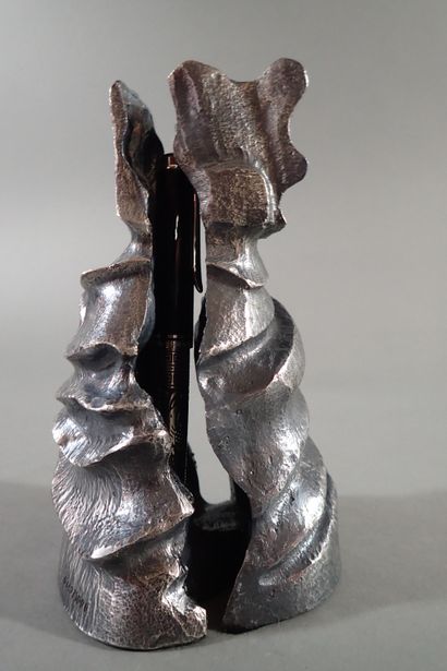 PELIKAN. Silver fountain pen with engraved...